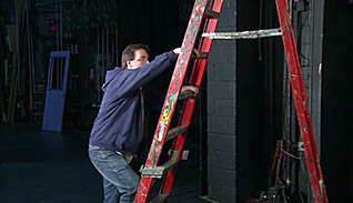 Ladder Safety: Climbing Ladders